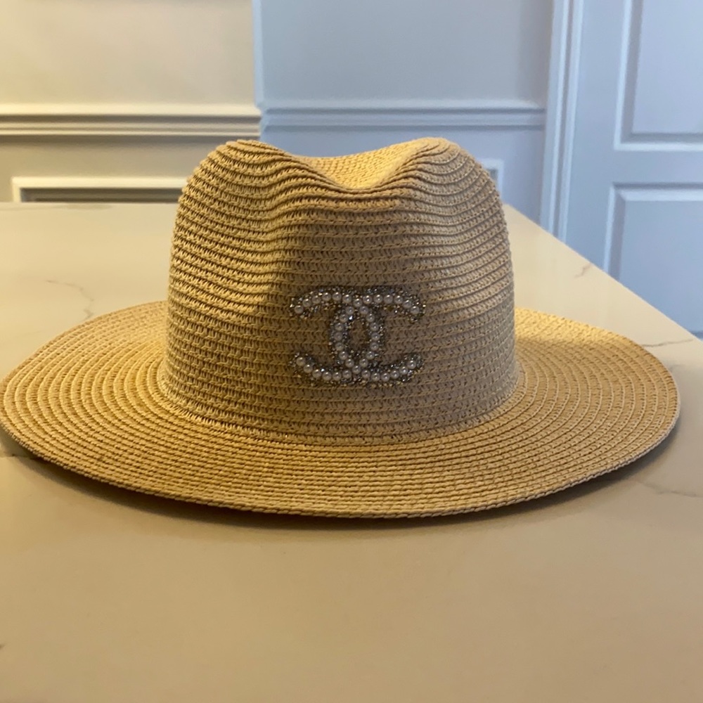 Straw hat